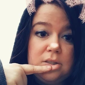 Meet your Posher, Faye